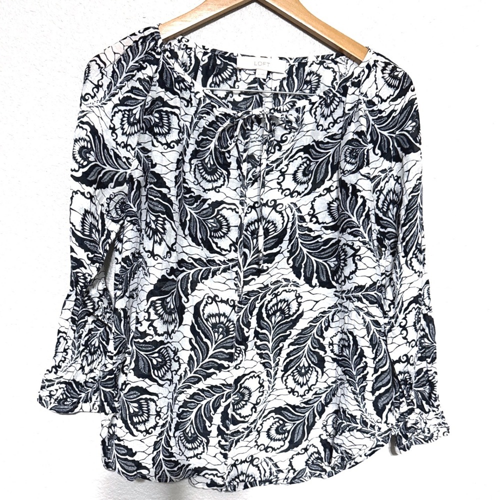 LOFT Womens Navy Blue White Paisley Feather Silk Blend Tie Blouse Peasant Sz M